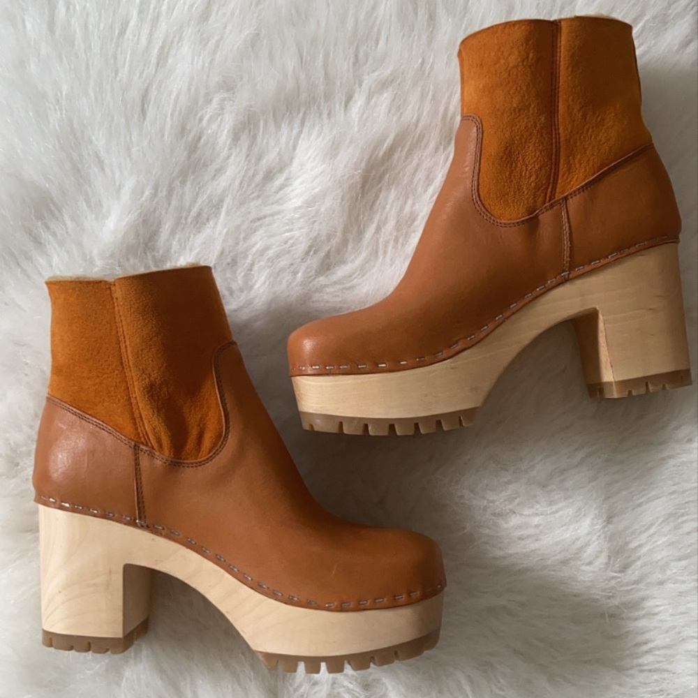 SOLD Swedish Hasbeens Shearling Plateau Ankle